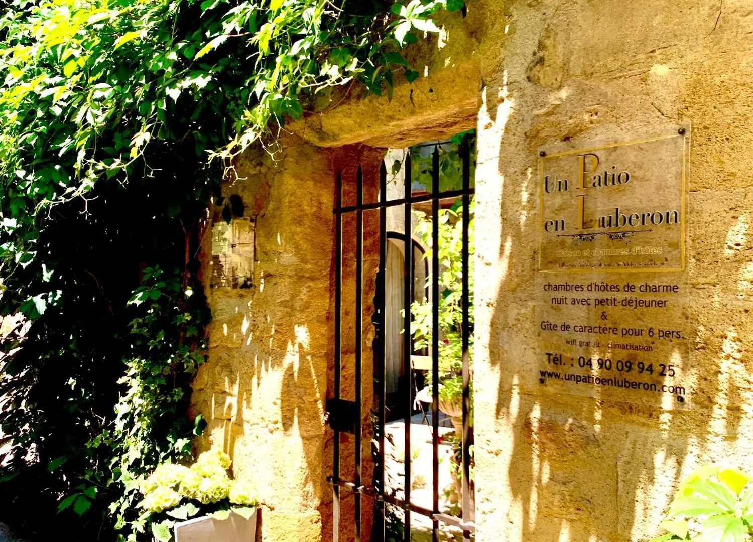Un Patio En Luberon Bed & Breakfast Ansouis France
