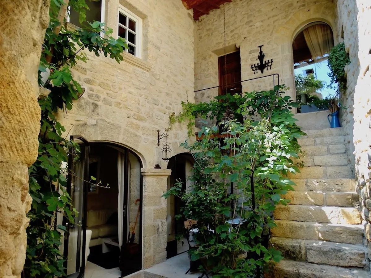 Un Patio En Luberon Bed & Breakfast Ansouis France