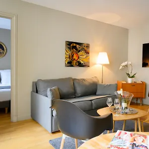**** Hotel Helzear Champs-elysees Frankreich